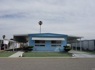 280 Santa Lucia Dr, Hemet, CA 92543