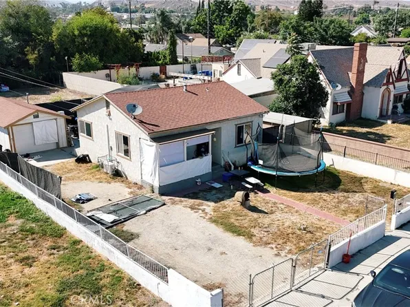 3747 Mintern St, Riverside, CA 92509