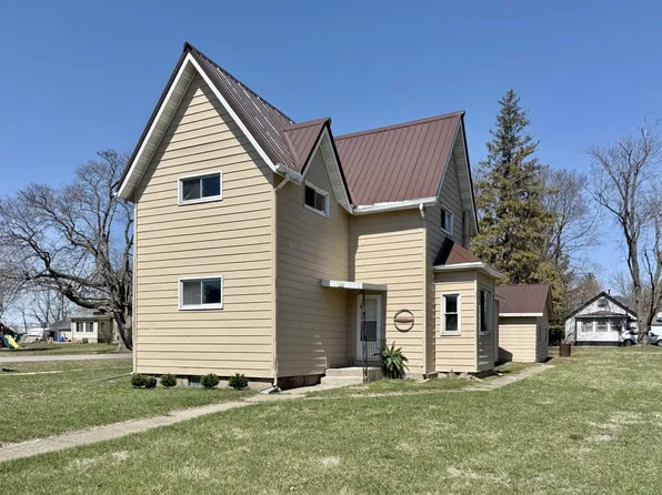 140 Seymour STREET, Sharon, WI 53585