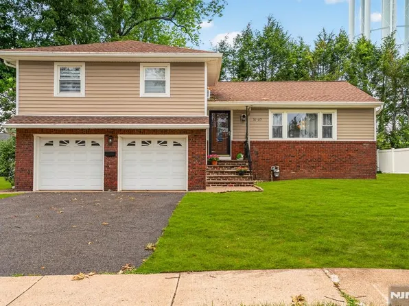31-07 Garfield Pl, Fair Lawn, NJ 07410