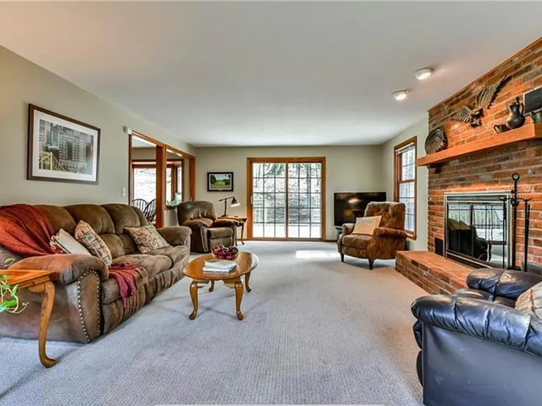 389 Pine Valley Ct — Photo 13