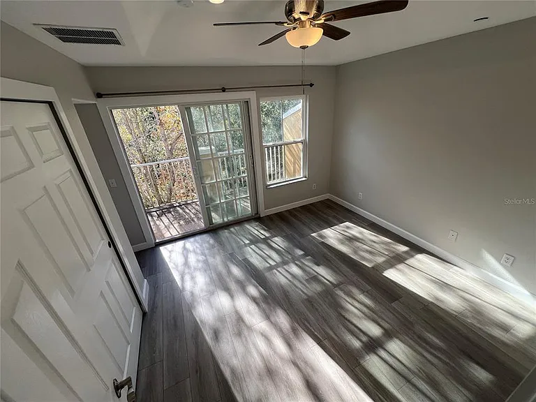 7350 Black Walnut Way — Photo 24