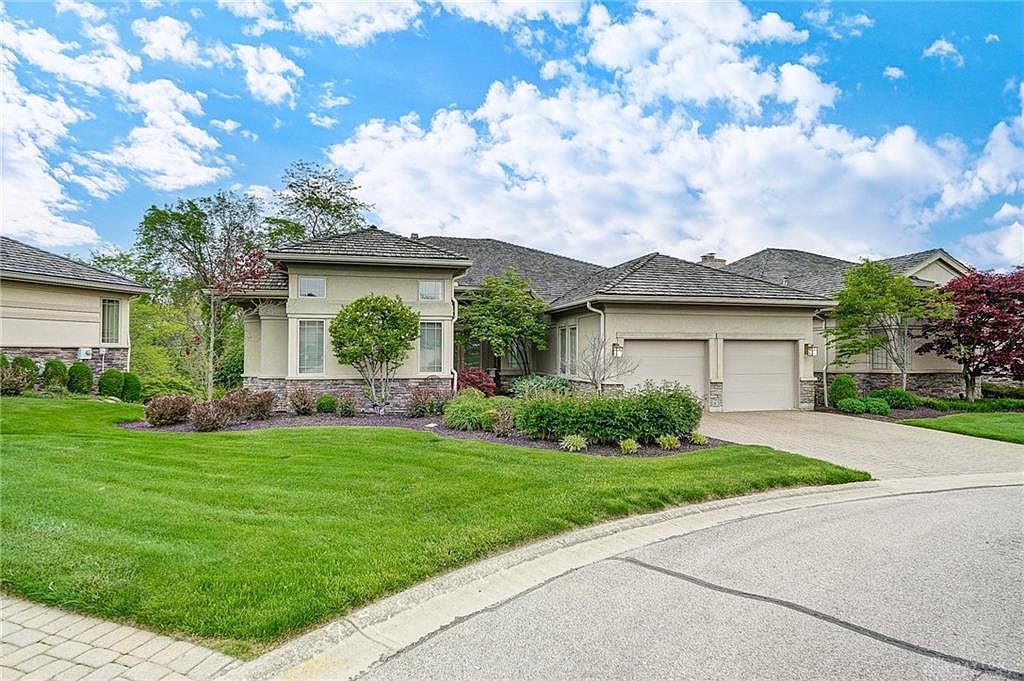 83 Governors Club Dr