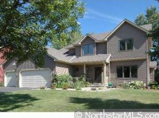 9063 Duckwood Trl, Woodbury, MN 55125