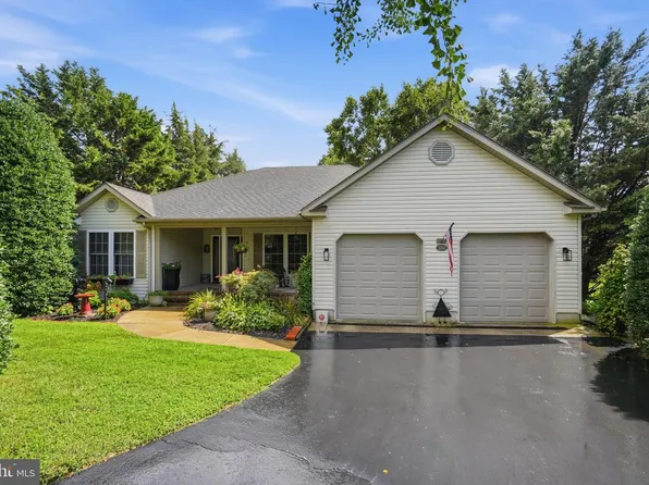 1003 Twin Ct, Chestertown, MD 21620