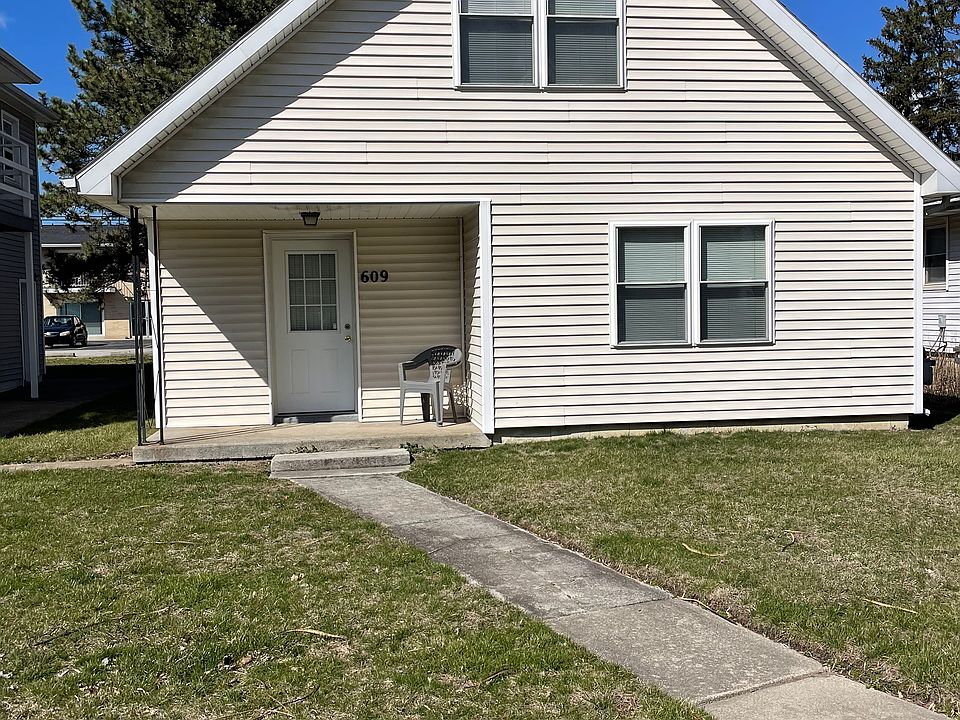 2nd image of 609 5th St