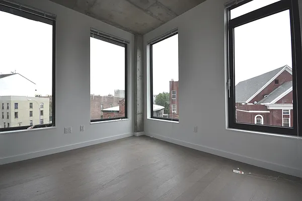 Rented by Bold Marketing | media 27