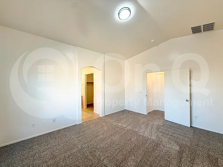 3425 S 95th Dr — Photo 20