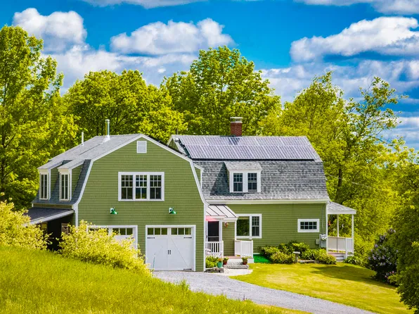 715 High Street Street, Lincolnville, ME 04849