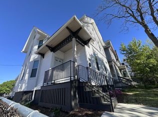 1221 N 24th STREET, Milwaukee, WI 53205