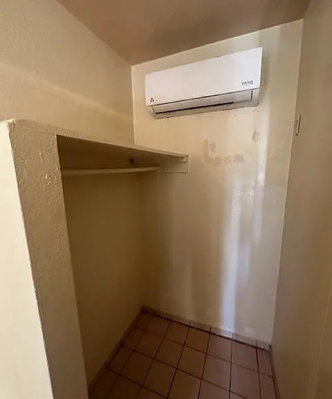 2714 W Pierce St — Photo 2