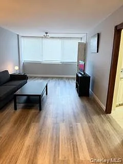 Studio, 1.0 bath, 500 sqft, $2,200 — Photo 3