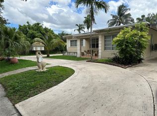 6420 SW 18th Ter, West Miami, FL 33155