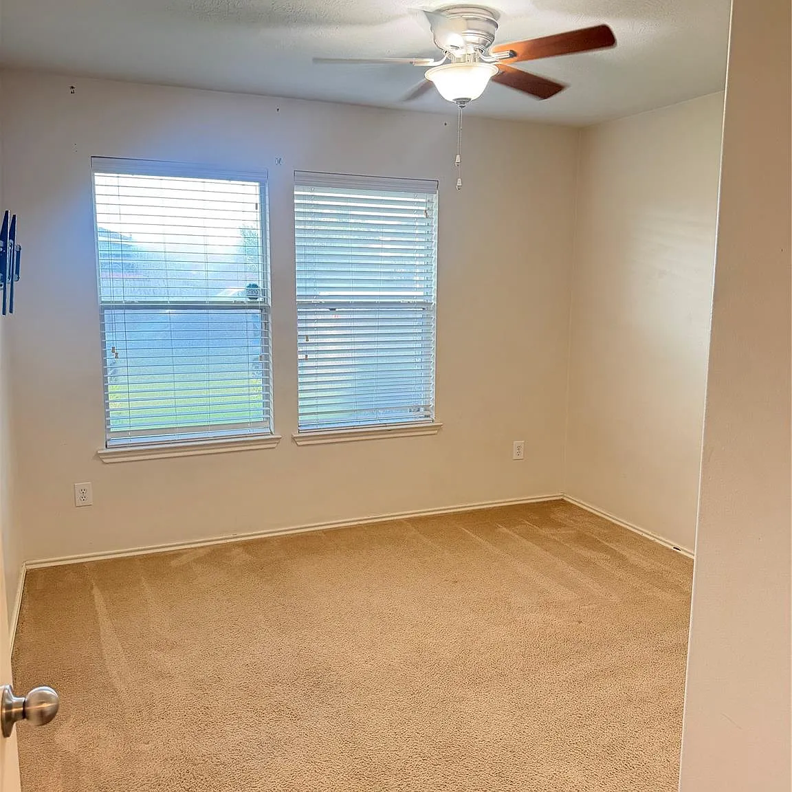 3 bed, 2.0 bath, 1476 sqft, $1,800 — Photo 2