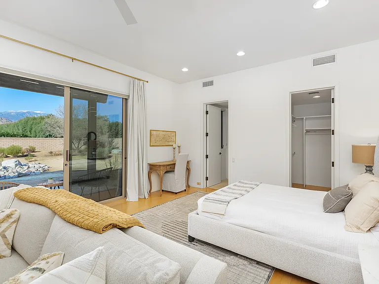 GUEST SUITE IN MAIN HOUSE