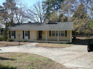 322 S McPherson Church Rd, Fayetteville, NC 28303