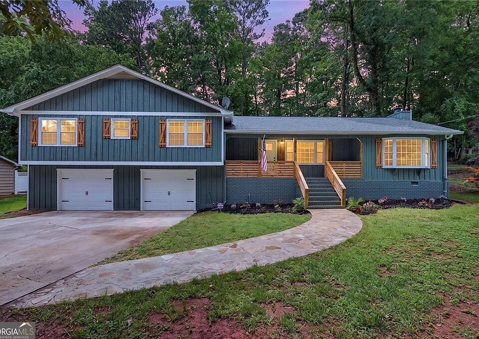 1st image of 3029 Meadow Dr