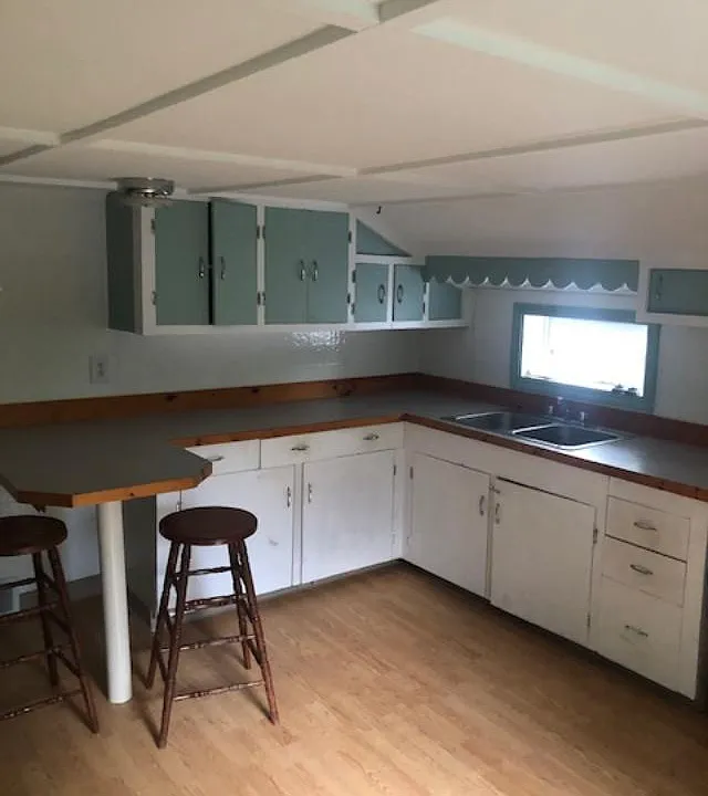 21 W Elizabeth St #2