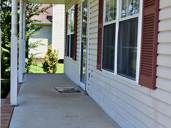 2nd image of 3717 Heather Dr
