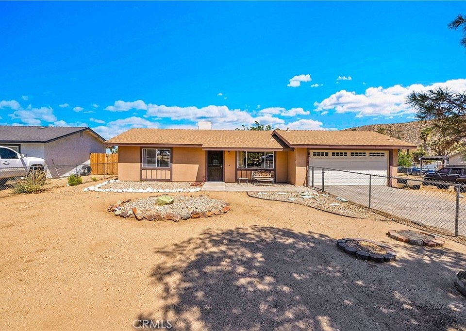 1st image of 7817 Valley Vista Ave