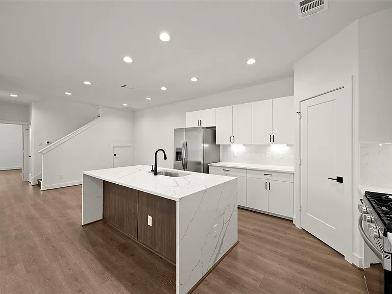 2635 Aruba Bend Dr — Photo 8