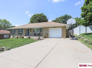 4506 Monroe St, Omaha, NE 68117