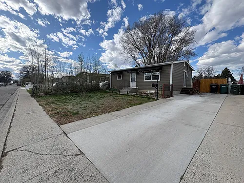 4239 Phillip St Photo 1