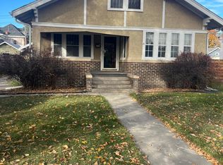 1006 E 1st St, Mccook, NE 69001