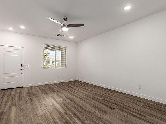 4th image of 16973 W Alice Ave
