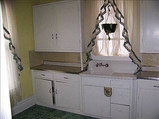 2nd image of 628 5th St