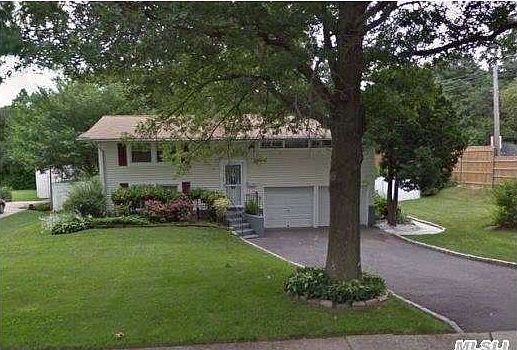 1st image of 3 Split Cedar Dr