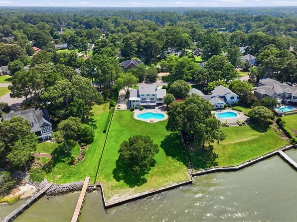 1632 Bay Point Dr, Virginia Beach, VA 23454