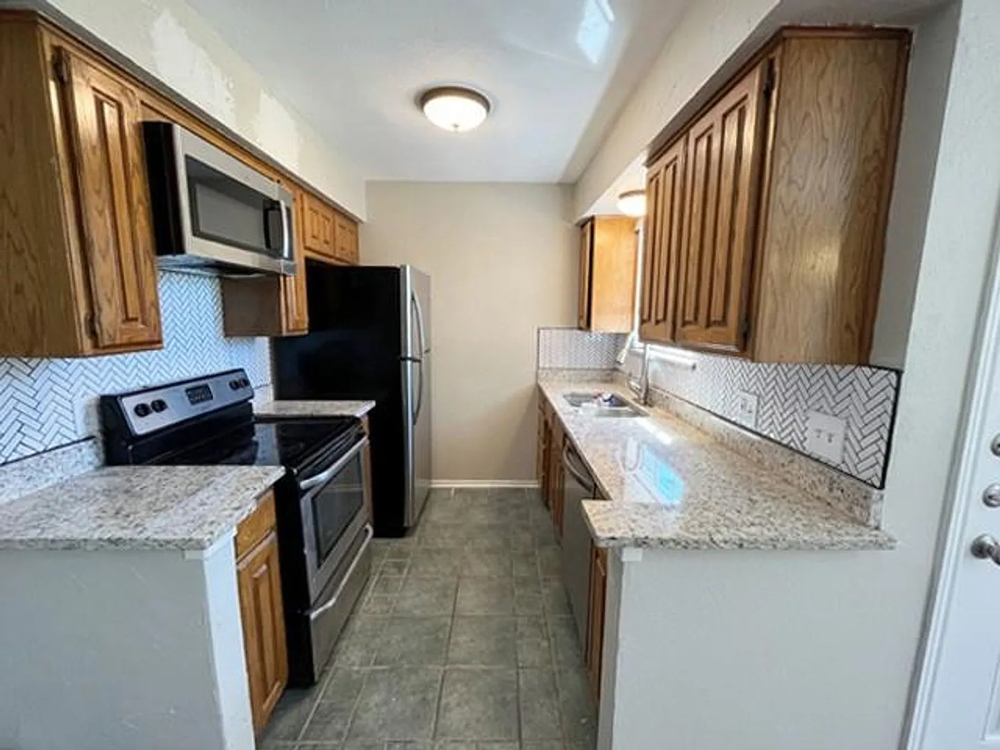 3402 - 3404 Timberline Drive — Photo 2