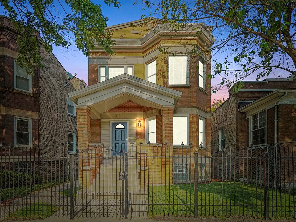 1st image of 439 N Leamington Ave
