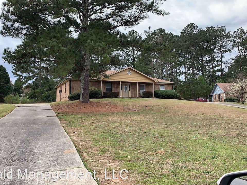 1st image of 3029A Dale Ct