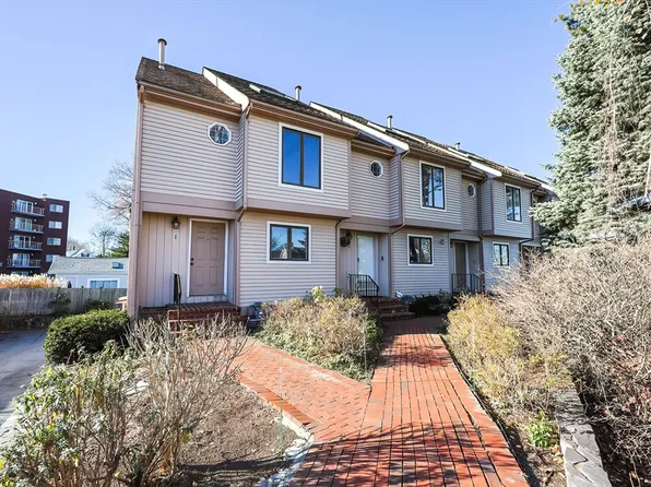 47 Graham St Unit 1, Quincy, MA 02169