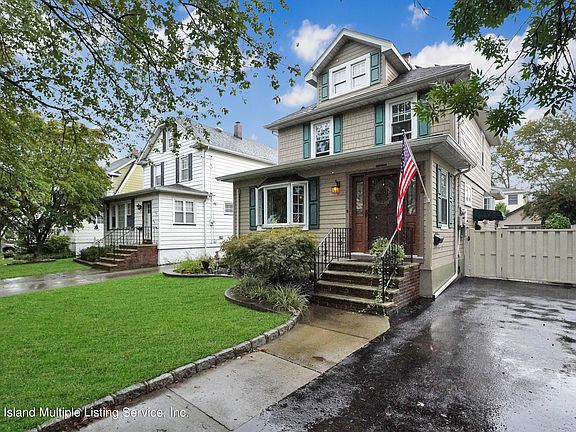 3rd image of 348 Ross Ave