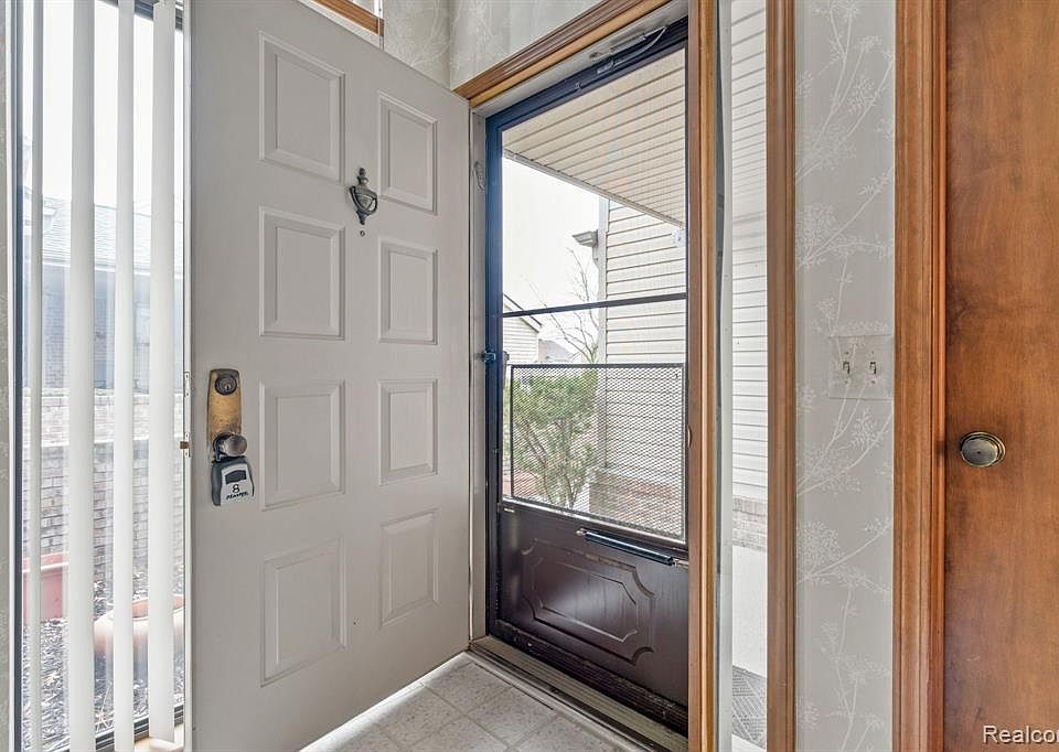 29432 E Chanticleer Dr Southfield MI Zillow