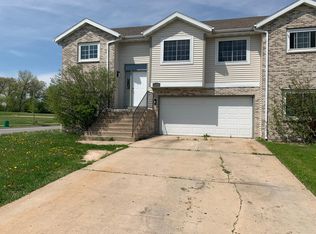 5126 Great Gray Dr #1, Madison, WI 53718