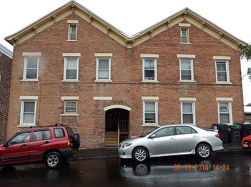 2nd image of 57 North St APT 4