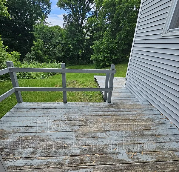 32 West St #A — Photo 15