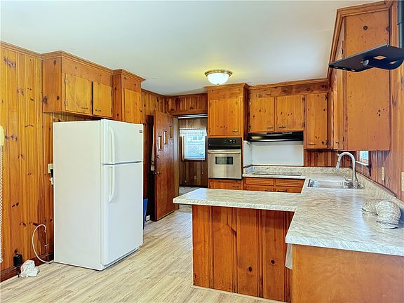 5th image of 13 Lynhurst Dr