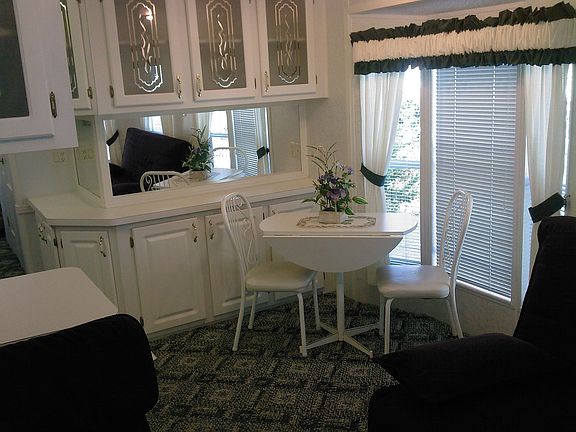 2nd image of 824 Owl Ln