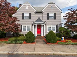 119 Oak Hill Ave, Pawtucket, RI 02860