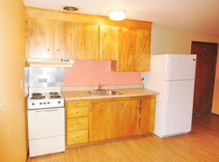 308 NE 45th St APT 4, Seattle, WA 98105
