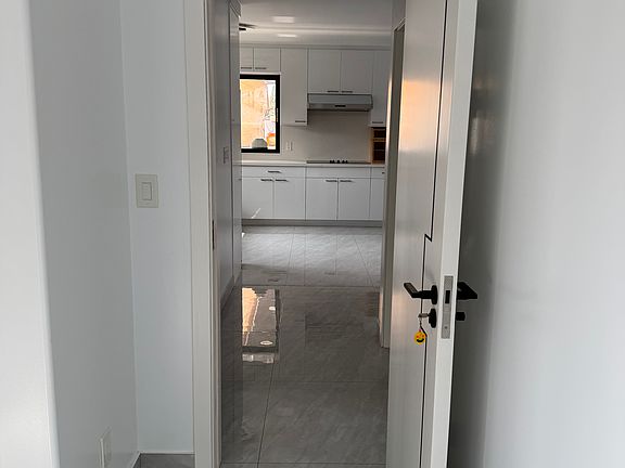 4th image of 2947 Kamakini St #2