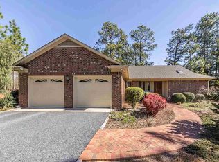 4 Revere Ct, Pinehurst, NC 28374