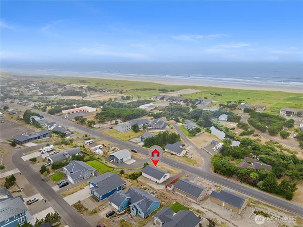 31810 I Street, Ocean Park, WA 98640