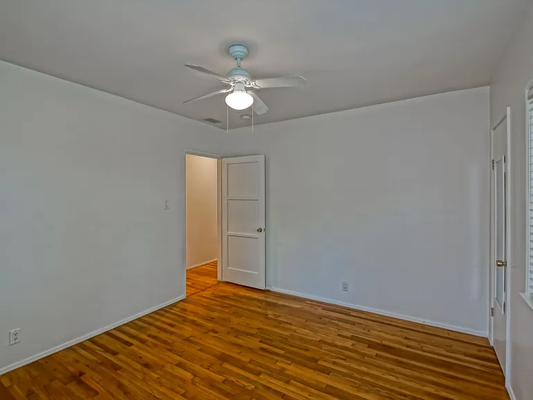2911 Blaisdell Ave — Photo 30