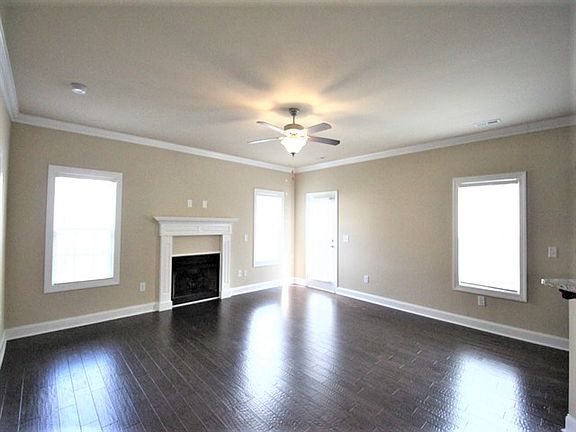 4th image of 1524 Barnsley Dr